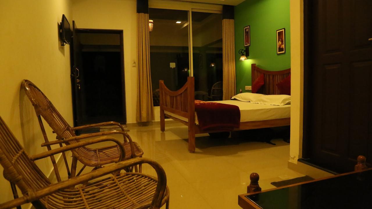 Tranquil Valley Resort Munnar Bagian luar foto