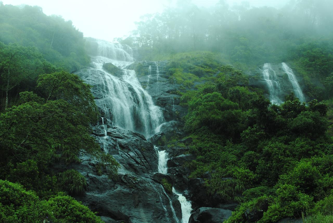 Tranquil Valley Resort Munnar Bagian luar foto